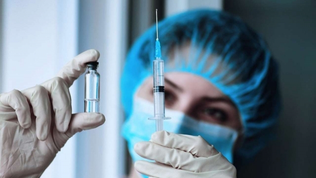 В Псковской области открыт набор в штаб волонтёров вакцинации!